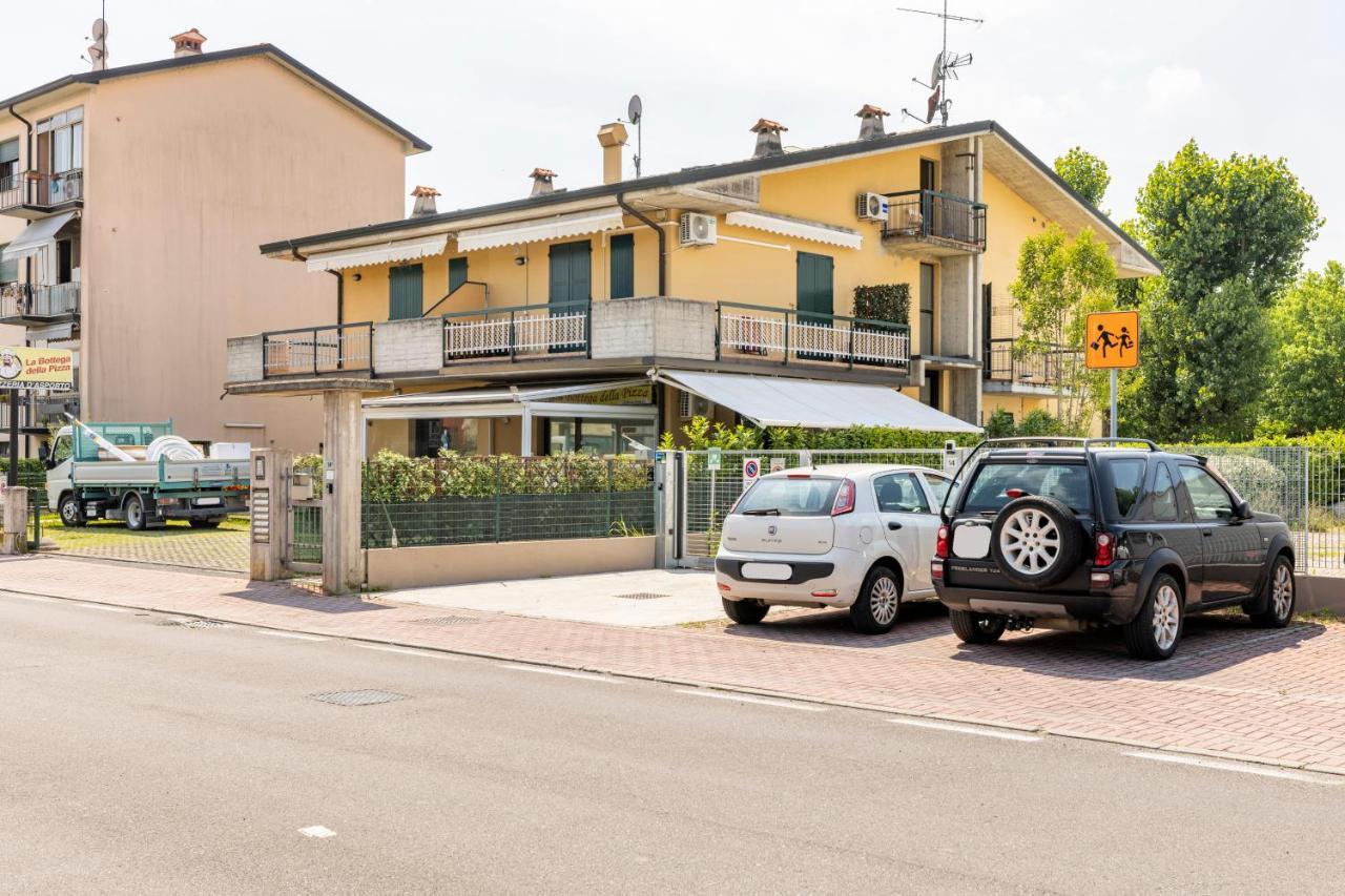 Trendy Aparment With Garage Right By The Lake Sirmione Eksteriør billede